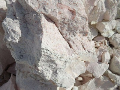 膨润土开采的矿石质量指标分析